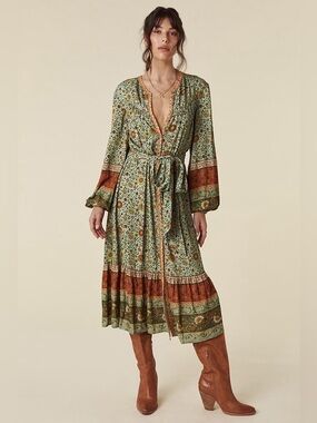ditsy midi dress spell Spell x Lisa Danielle Ditsy Dress